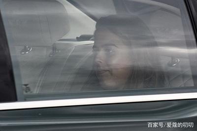 皇冠與誓言 尤金妮公主婚禮現(xiàn)場速寫